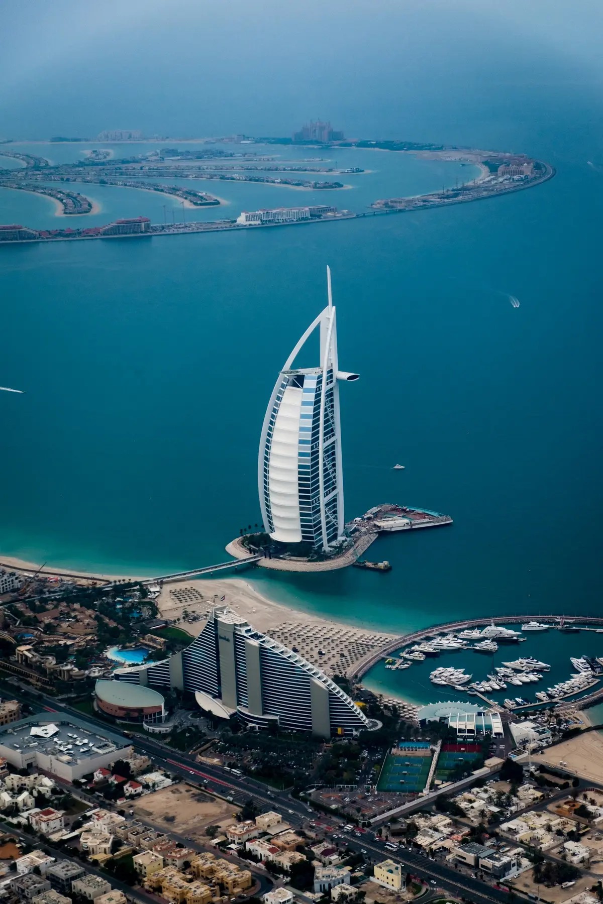 Dubai interior finishing environment